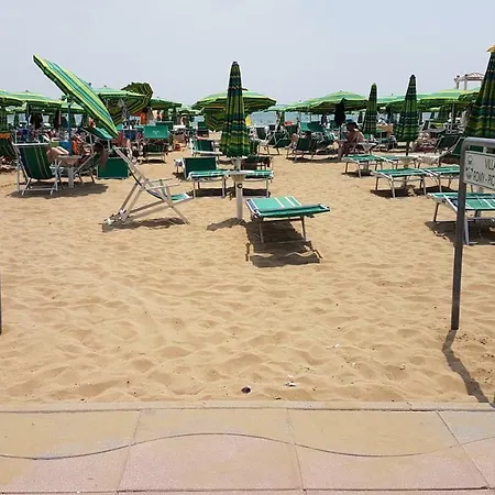 Picchetti Fronte Mare וילה