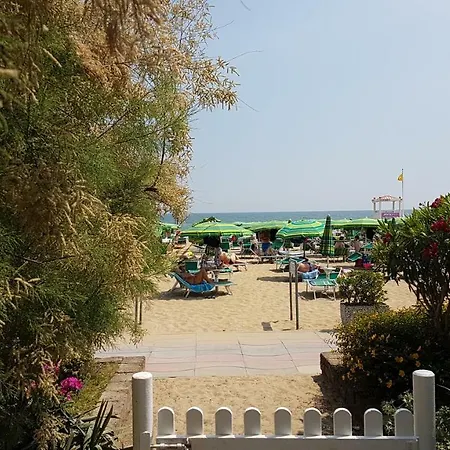 Picchetti Fronte Mare *